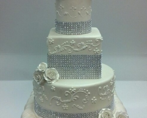 Formal To Intimate Wedding Cakes