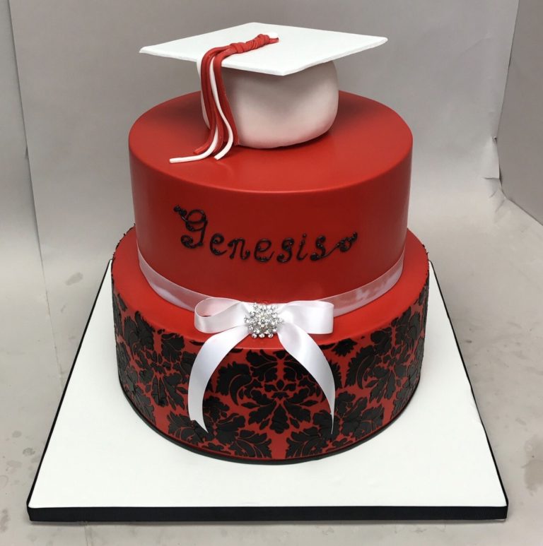 Custom Graduation Cakes – Millers Bakery